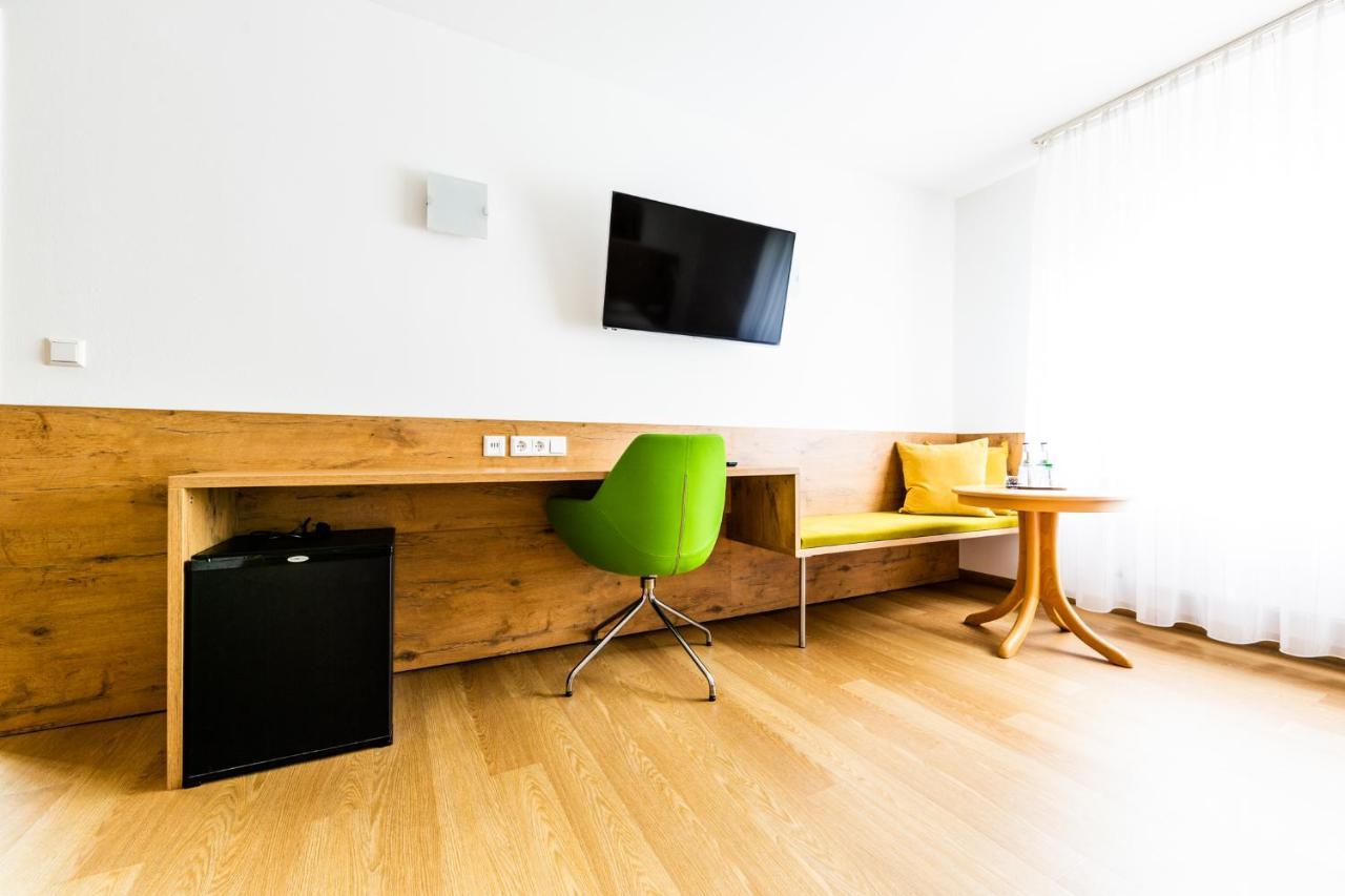 Hotel Zur Post Хайлброн Екстериор снимка